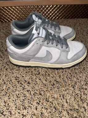 Nike Light Gray and Dark Gray Low-Top Sneakers